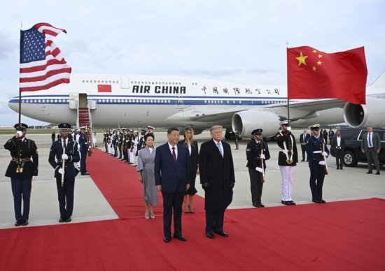荣耀电竞鞋,跨界,潮流设计引,开云体育官网,开云App下载,开云赛事直播,开云代理,开云体育平台