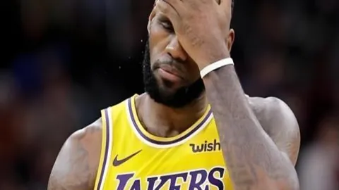 蓉城与亚泰一触即发：首发阵容公布，五外援对阵四外援，费利佩领队，谭龙、贝里奇在阵